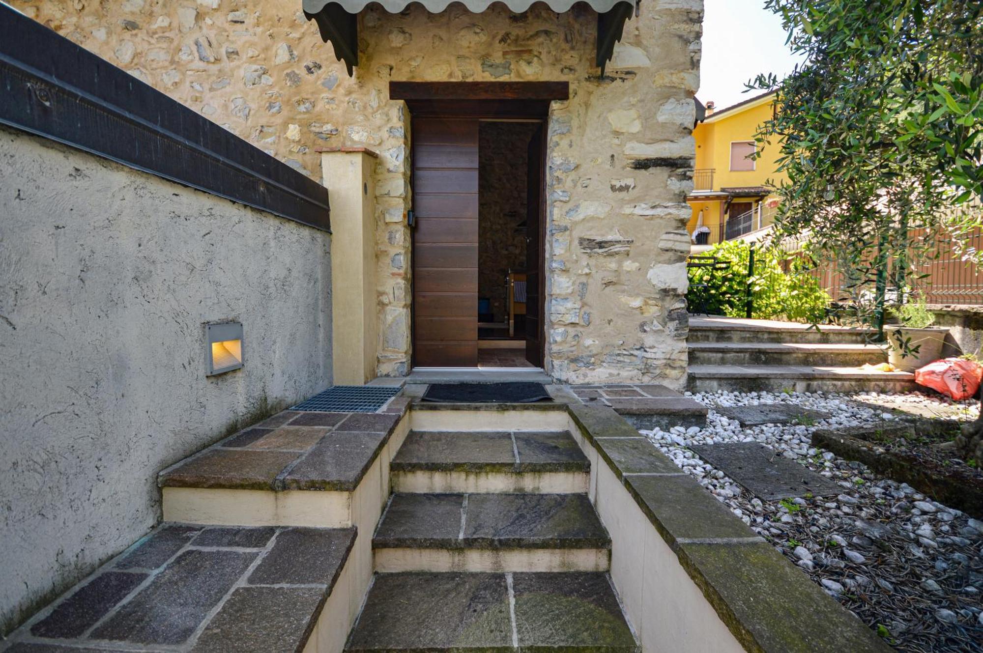 Lago Di Iseo - Lake View House Tavernola Bergamasca Exterior photo